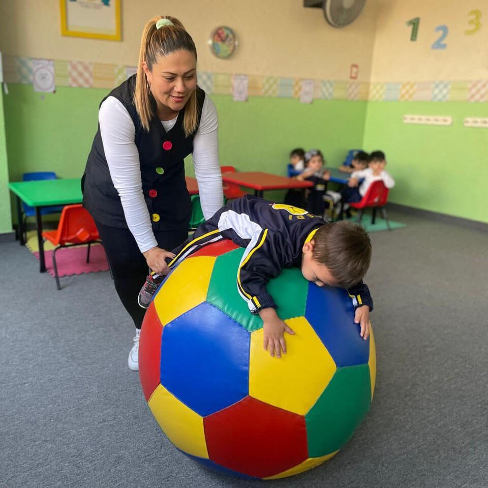 Montessori Coacalco Estimulación Temprana 01