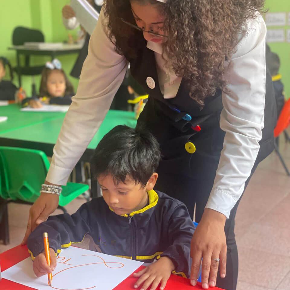 Montessori Coacalco Estimulación Temprana 04